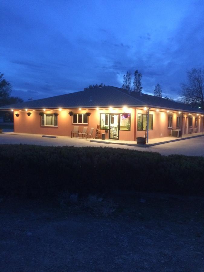 Wheels Motel Greybull Bagian luar foto